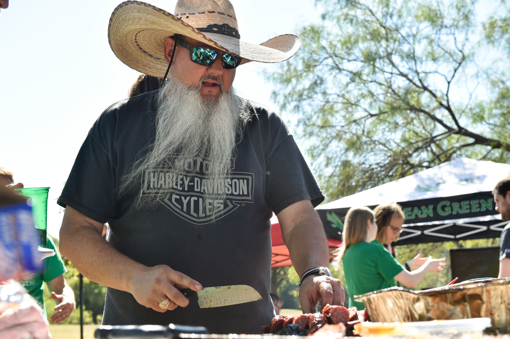 191021_drc_news_tailgaterimg2